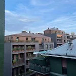 Leaf Apartments - Solari / Tortona